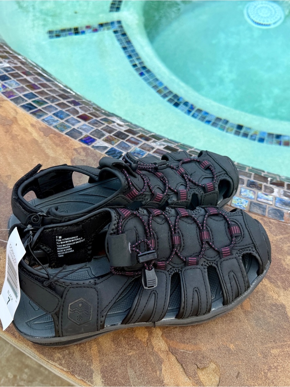 Women’s Khombu Ashley Active  Outdoor Closed-Toe Sport Sandals